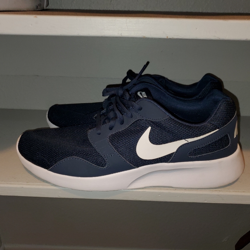 Nike Tanjun Running Shoe size 11 Blue White